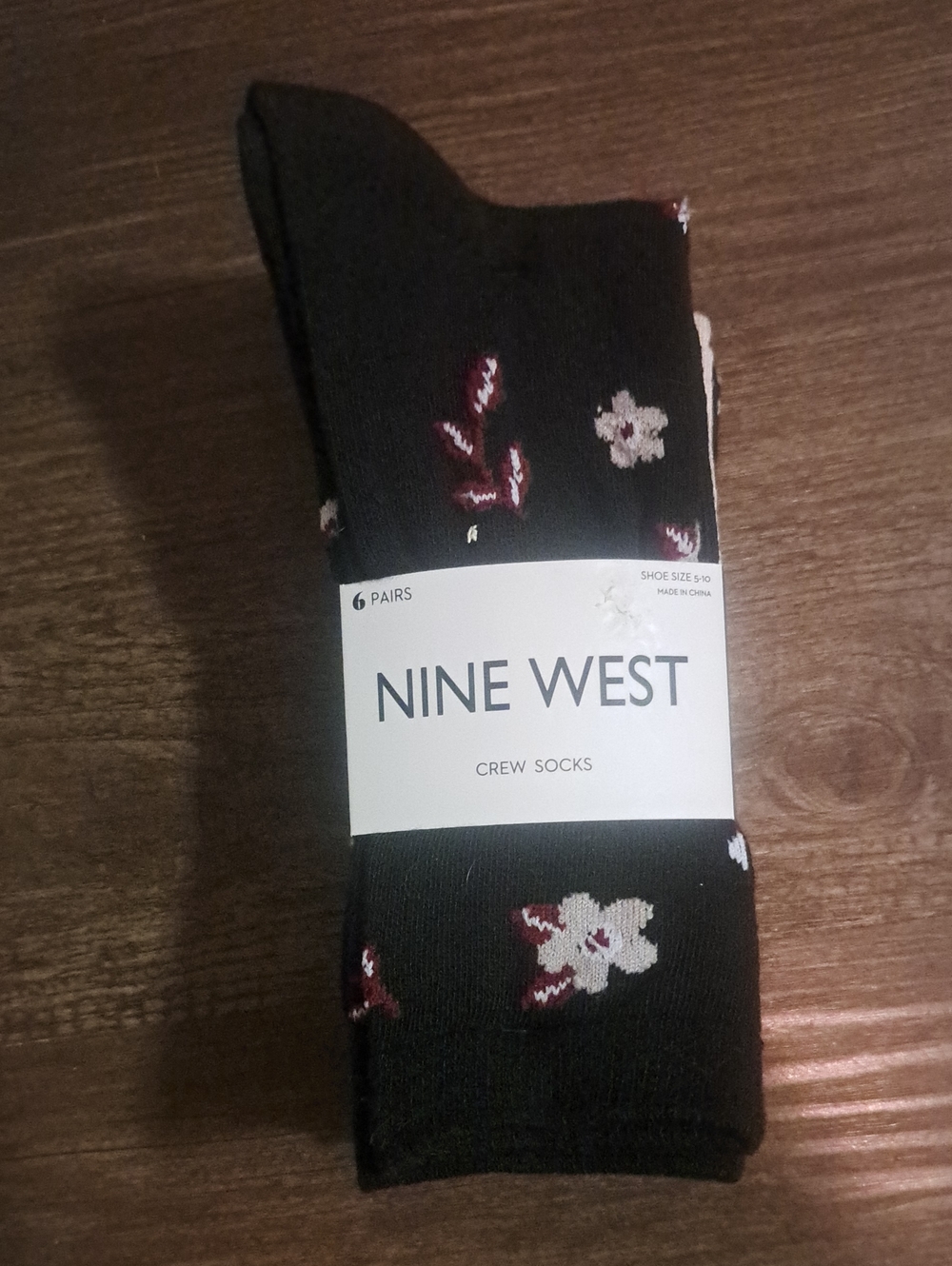 Nine West Women's 6-Pack Crew Socks – Size 5–10 – NEW